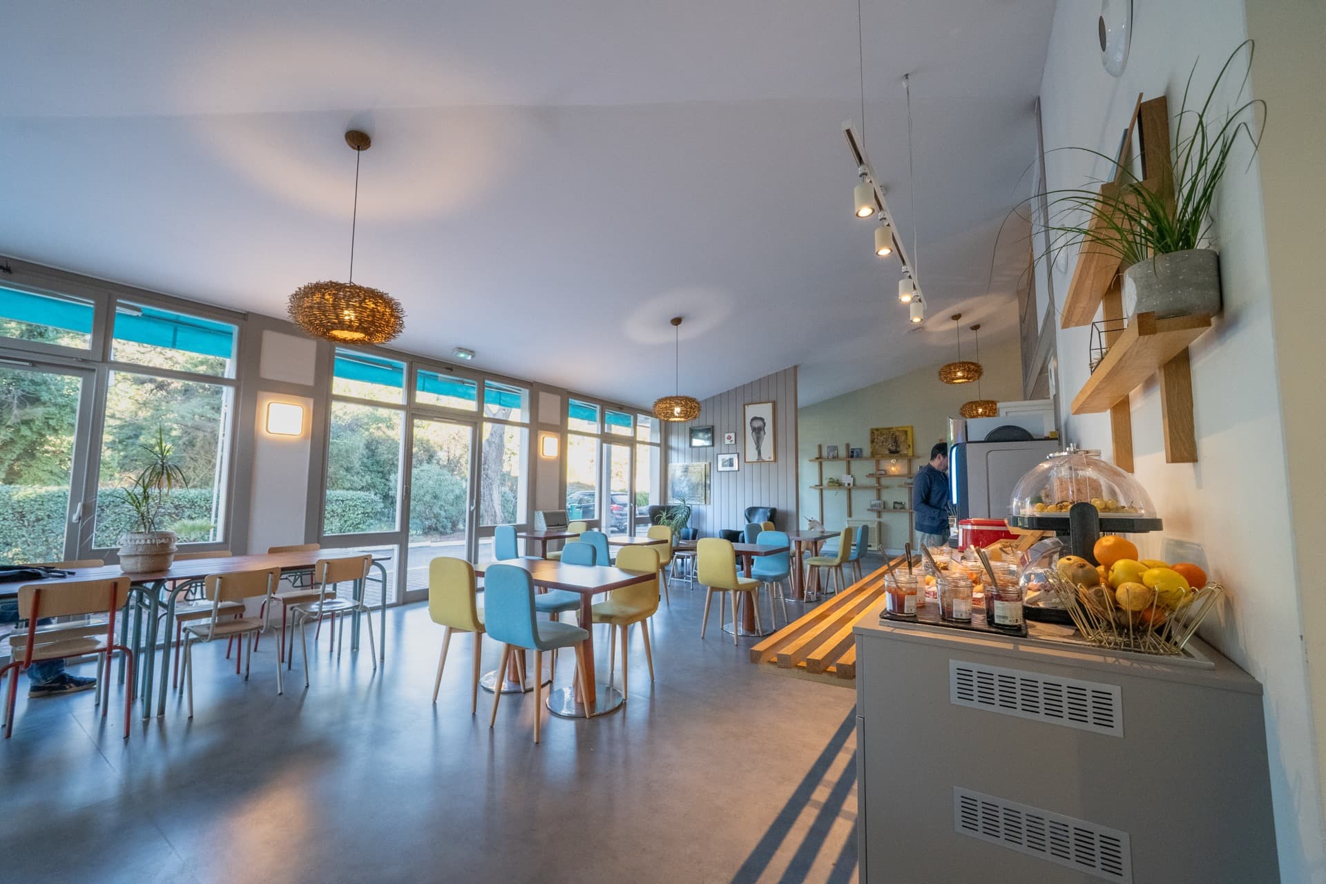 Salle petit déjeuner